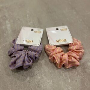 Scunci Spring Hair Scrunchies Set of 2.